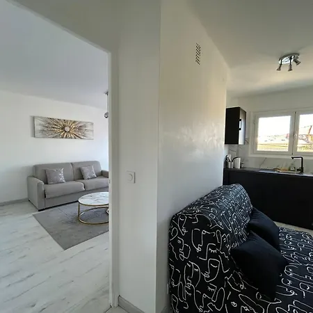 Marble Elegancy In Center * Cannes