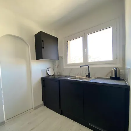 Marble Elegancy In Center * קאן
